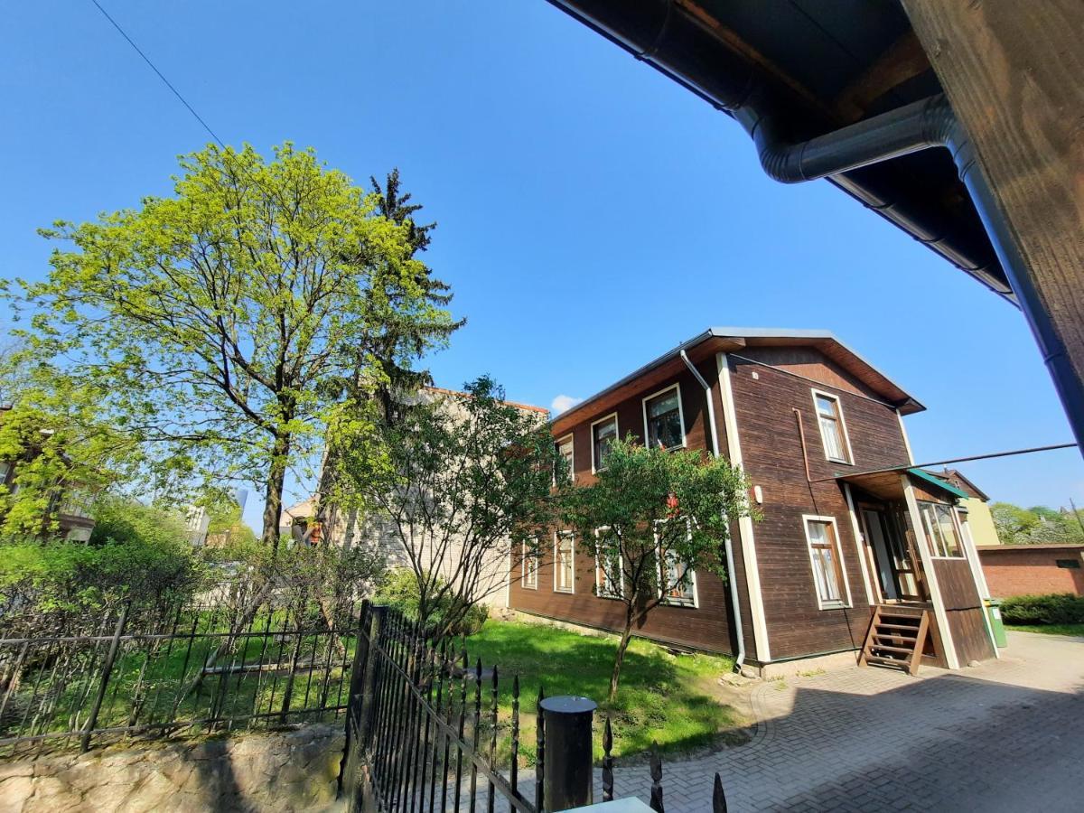 Wooden House Near City Center Riga Luaran gambar