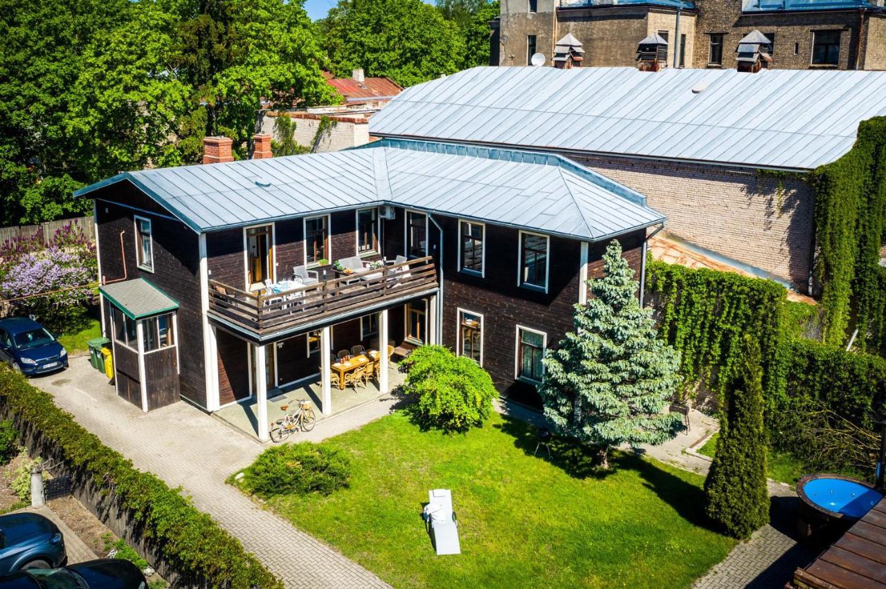 Wooden House Near City Center Riga Luaran gambar
